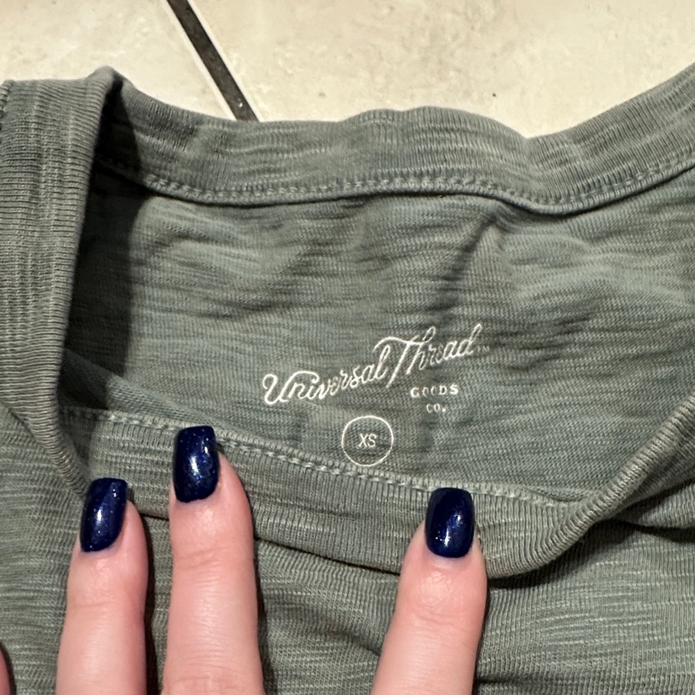 Universal Thread Olive Green Top - image 2